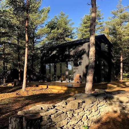 Forest House, Tiidu 別荘 Nässuma