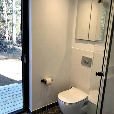 別荘 Forest House, Tiidu Nässuma