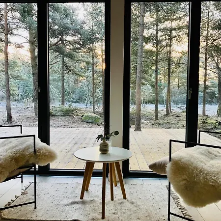 別荘 Forest House, Tiidu *